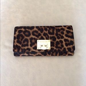 Michael Kors Astrid Wallet